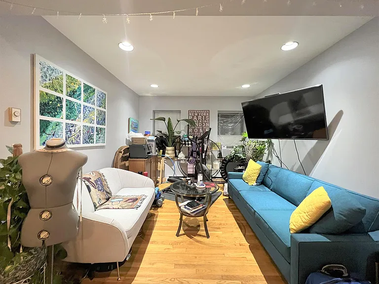 43 Ivaloo St #4 — Photo 6