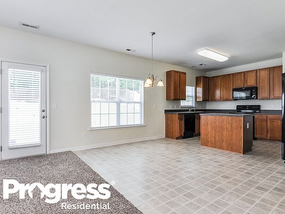 4th image of 308 Timber Meadow Lake Dr