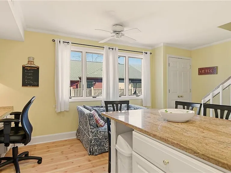216 Goddard Row — Photo 19