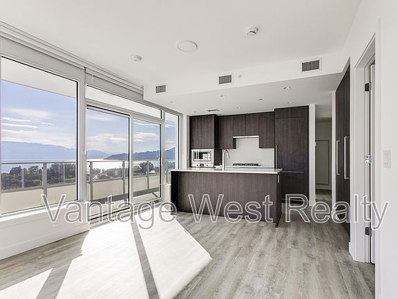 3rd image of 238 Leon Ave #1104