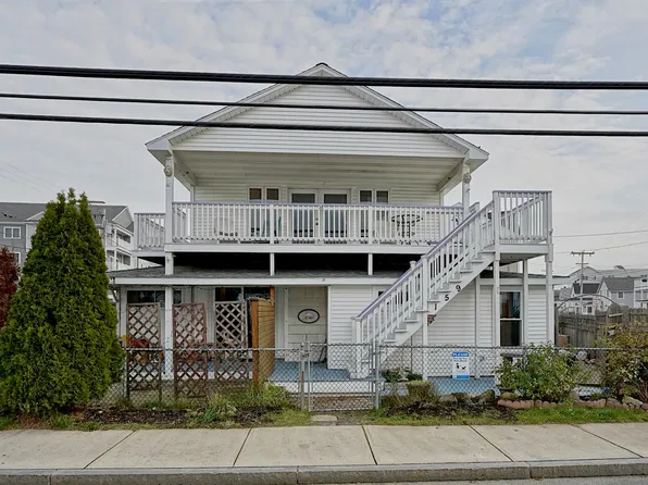 159 Ashworth Avenue, Hampton, NH 03842