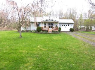 7033 Miller Rd, Newark, NY 14513