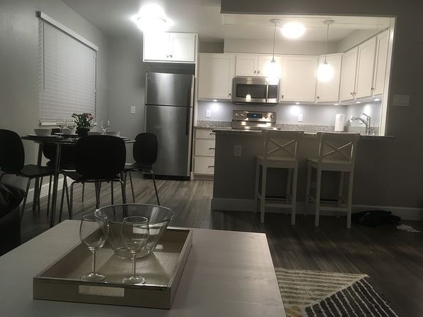 1260 York St APT 406