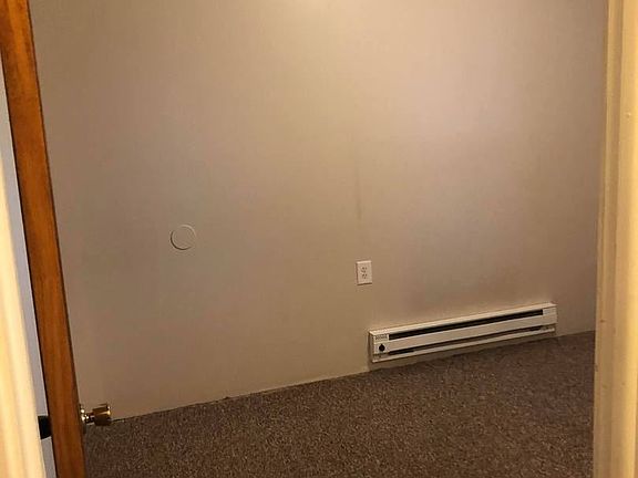 2nd image of 1800 Evergreen St APT 10