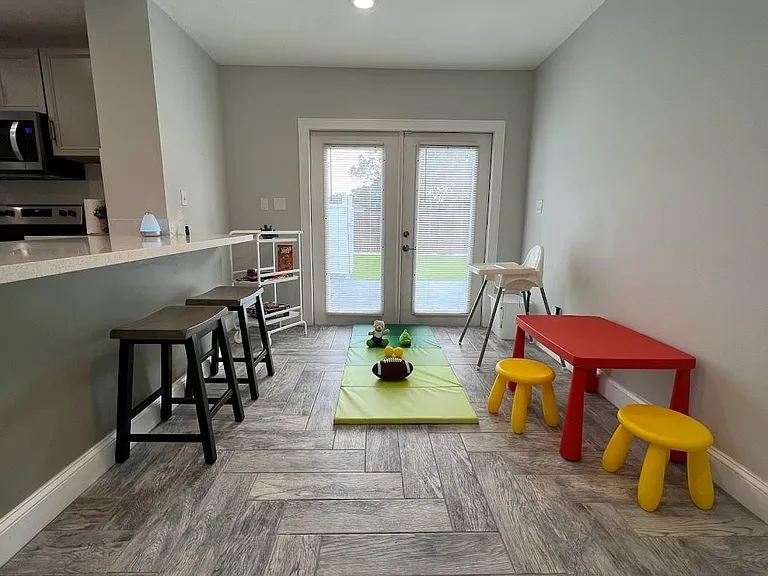1810 Elizabeth St — Photo 14
