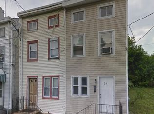 28 Humboldt St, Trenton, NJ 08618