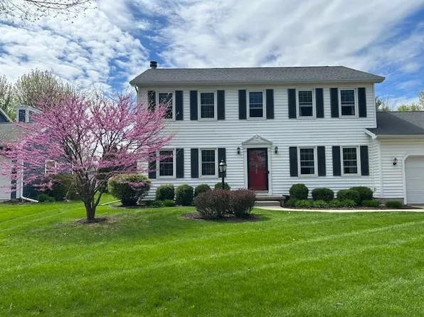 1 Eastbourne Circle, Madison, WI 53717