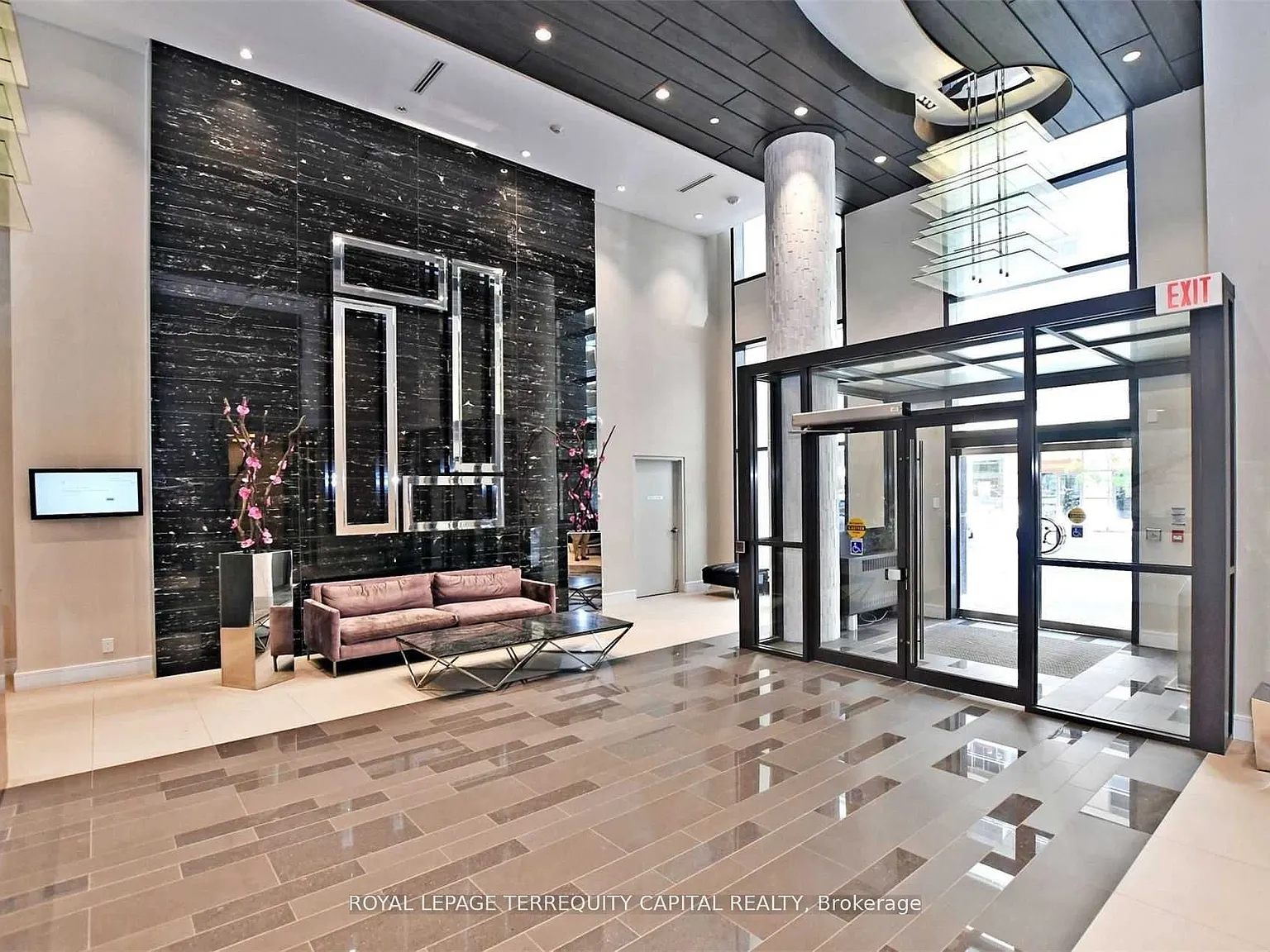 2 bed, $2,750 — Photo 2
