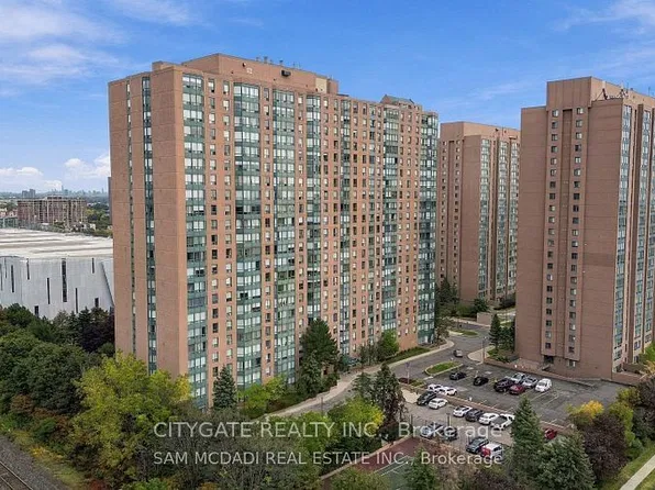 135 Hillcrest Ave Unit 1111, Mississauga, ON L5B 4B1