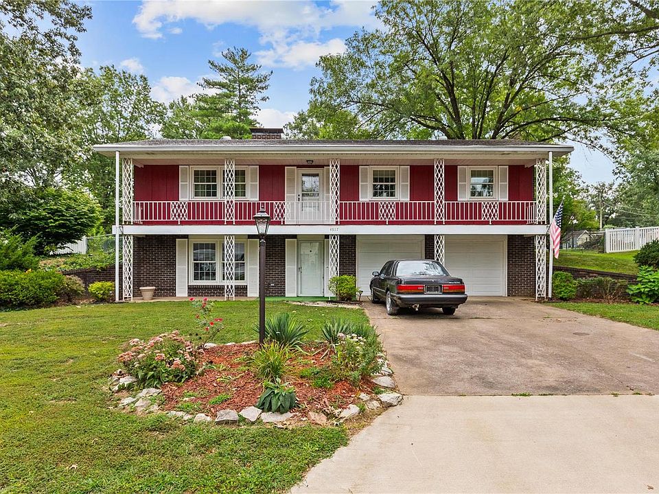 4917 Chateau Dr, Godfrey, IL 62035 Zillow
