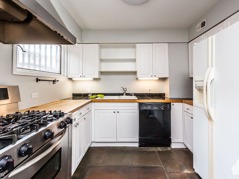 2019_6_6_2308_N_Greenview_Unit_1_7