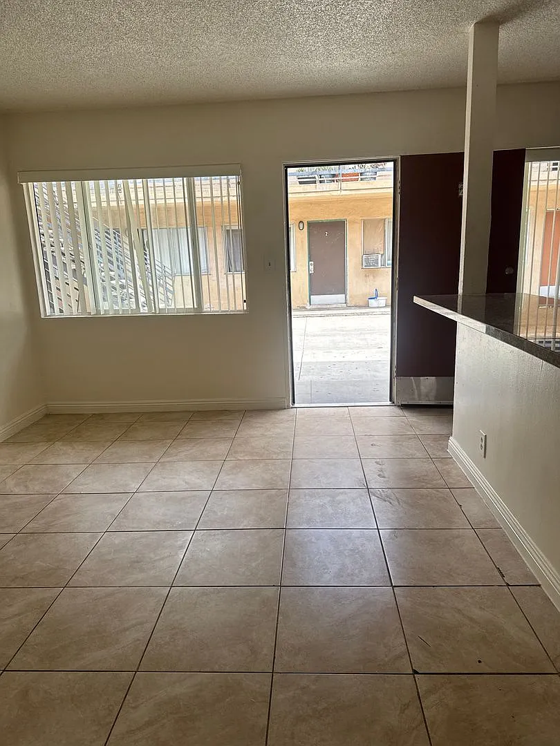 Klingerman Apartments — Photo 1