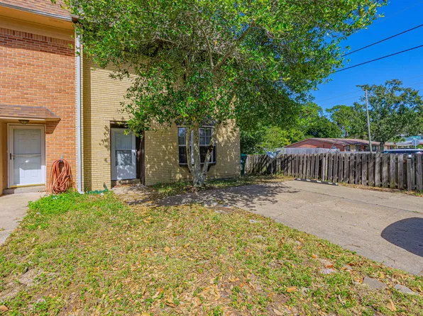 102 Valencia Dr, Fort Walton Beach, FL 32547