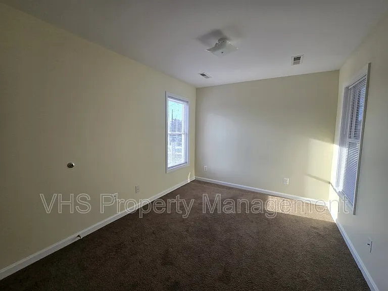 510 Sperryville Pike — Photo 14