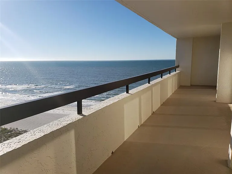 1460 Gulf Blvd #1102 — Photo 2