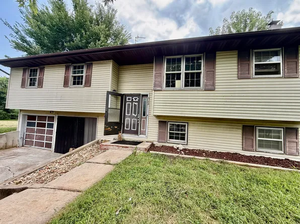 312 E Murray Street, Pleasant Hope, MO 65725