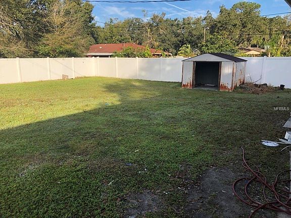 4th image of 2606 Delrose Dr E