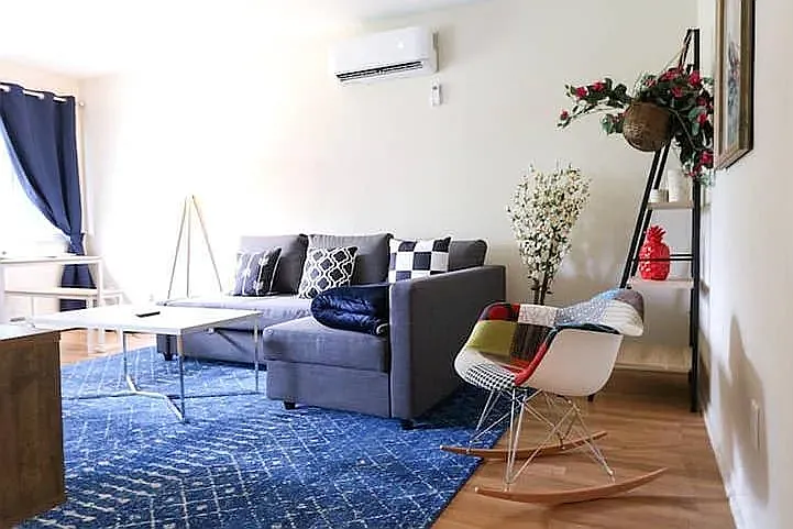 2 bed, 820 sqft, $2,150 — Photo 2