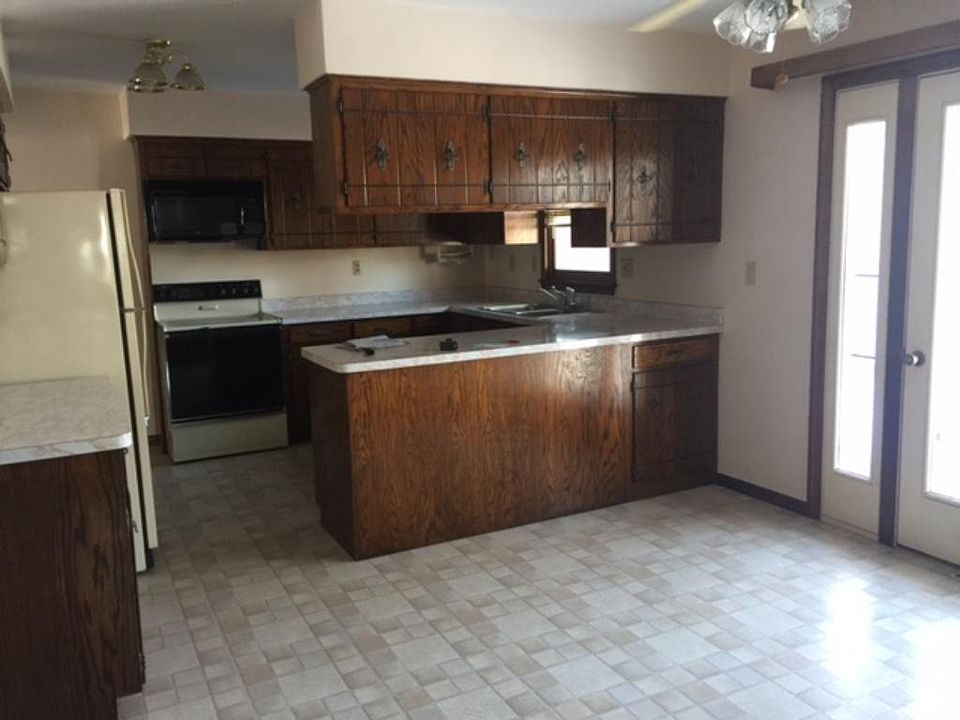 1st image of 4685 Mallard Ct NW