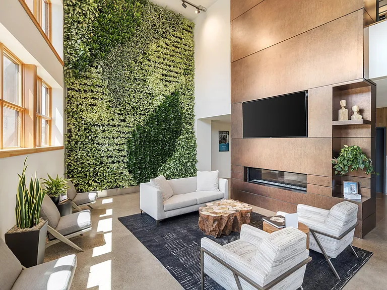 Resident Lounge