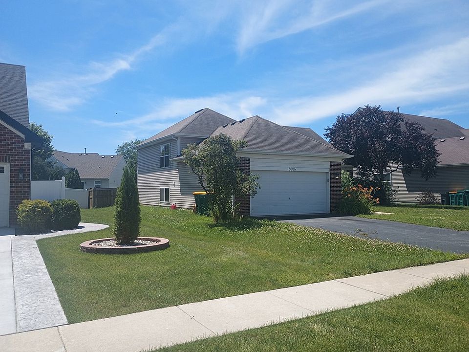 2nd image of 8006 Aaron Ln