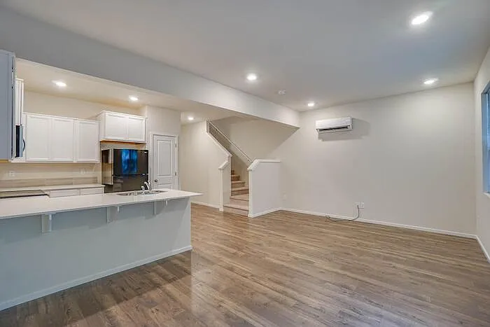 5824 NE 80th Ct — Photo 18