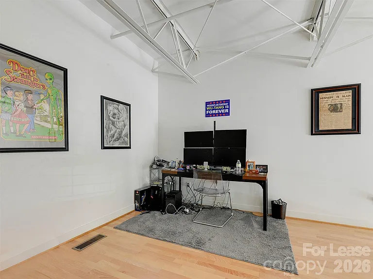 909 Westmere Ave — Photo 40