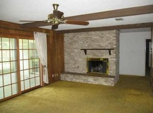 1502 E Union Bower Rd, Irving, TX 75061