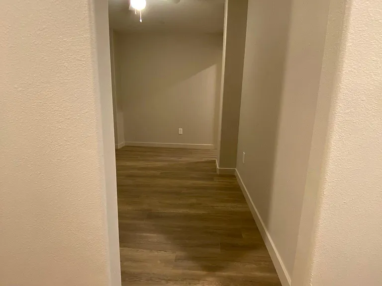 Option: Office/bedroom with clothet