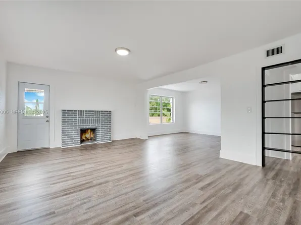 1736 SW 9th St #1738, Miami, FL 33135