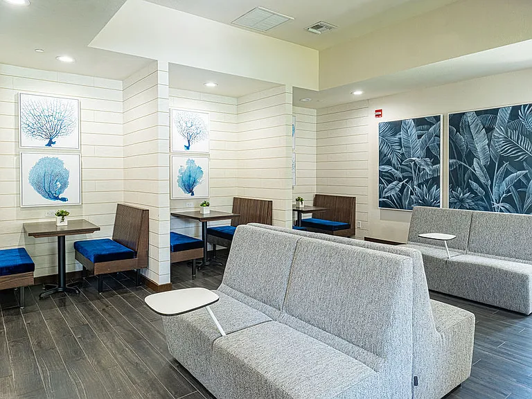 Cortland Portofino Place — Photo 25