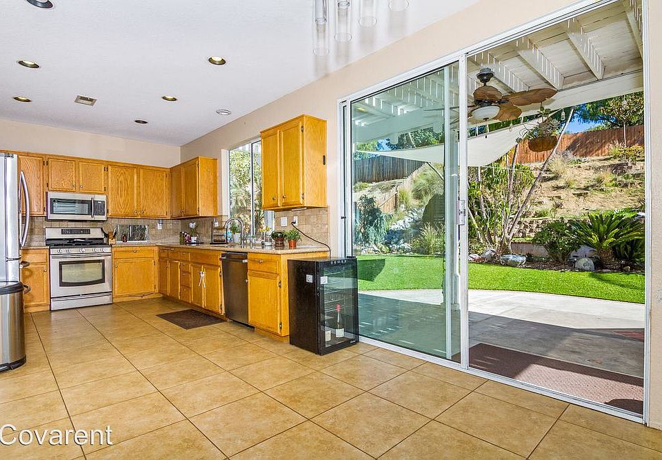 1st image of 539 Calle Capistrano
