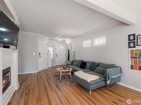5th image of 3206 Festival Avenue E
