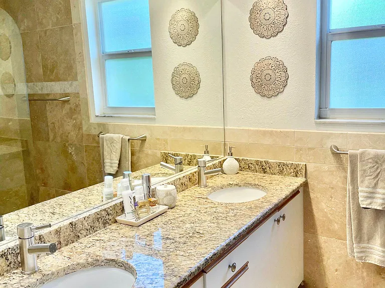 818 Tanbark Dr #104 — Photo 9