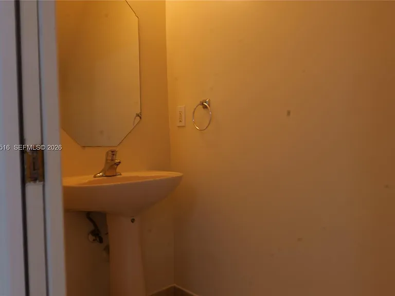 8220 SW 25th Ct — Photo 14