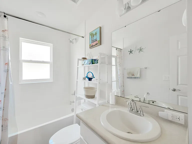1072 Aruba Ave — Photo 26