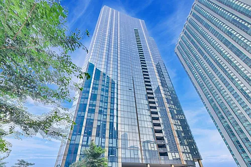 211 N Harbor Dr Photo 1