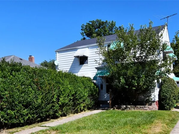 1427 E 252nd St, Euclid, OH 44117