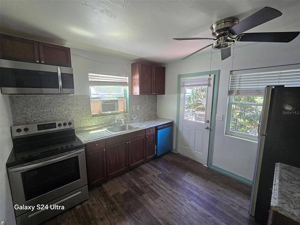 1st image of 7306 Earlwood Ave #7306
