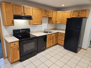 1320 13th Ave #1320, Grafton, WI 53024