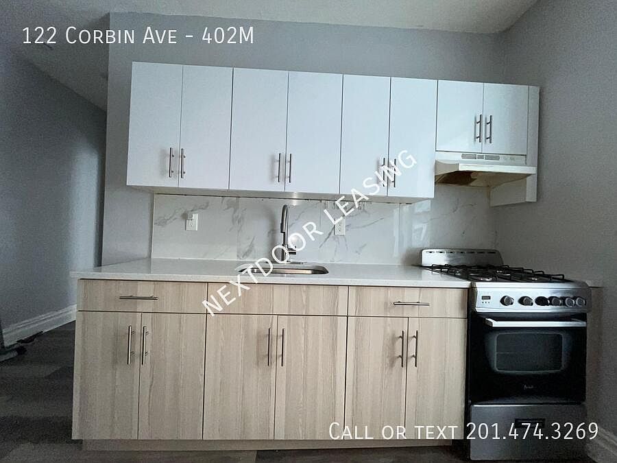 1st image of 122 Corbin Ave #402M