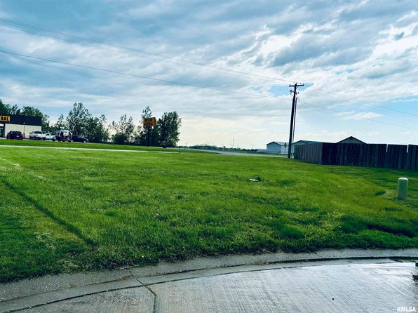 720 Molly Ln, New Berlin, IL 62670