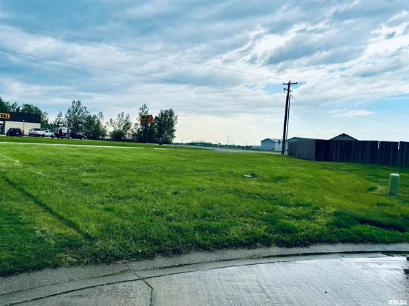 720 Molly Ln, New Berlin, IL 62670