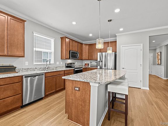 4th image of 4047 Brookside