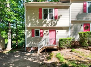 5540 Kaplan Dr, Raleigh, NC 27606