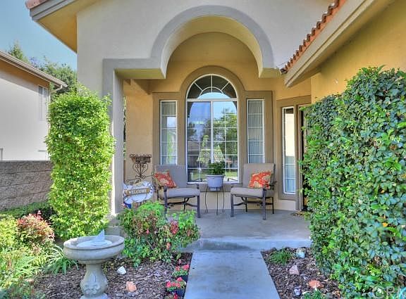 2nd image of 2435 Via La Mesa