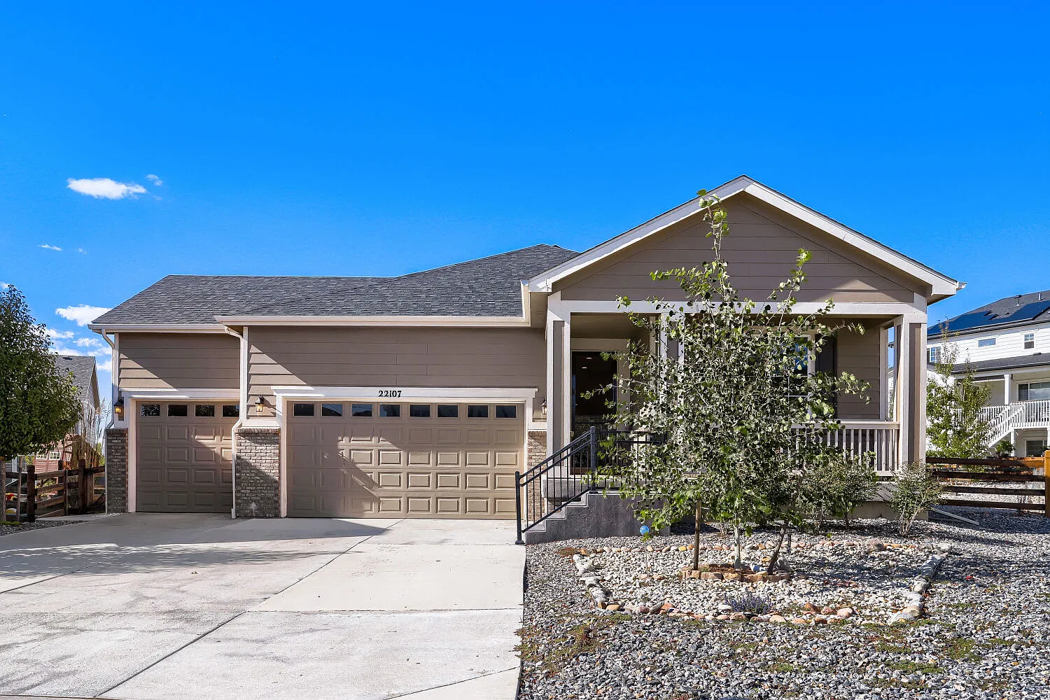 5 bed, 3794 sqft, $4,500 — Photo 1