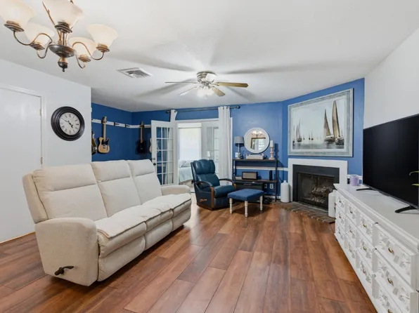 541 River Rock Blvd, Murfreesboro, TN 37128