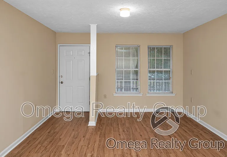 156 Patton St W #G — Photo 5