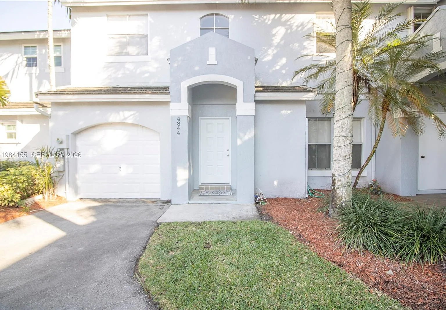 3 bed, 1700 sqft, $3,450 — Photo 1